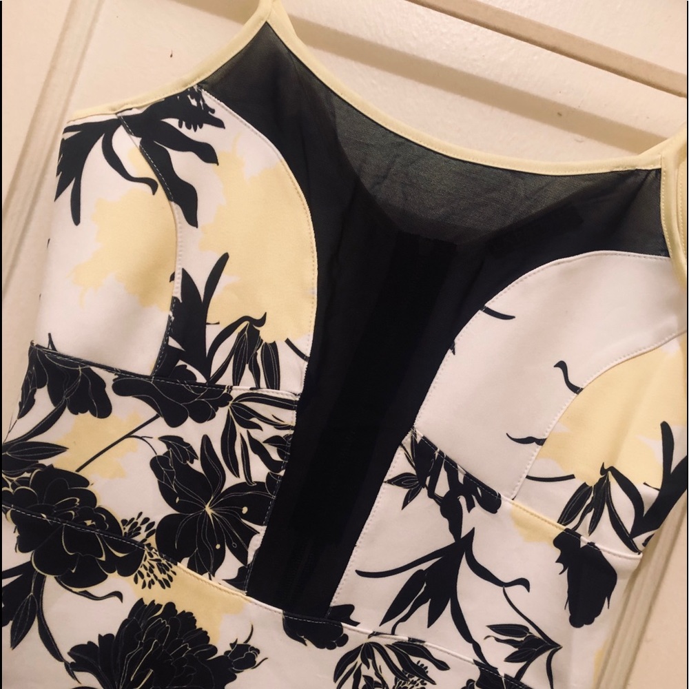Dress - Picture 2 of 7